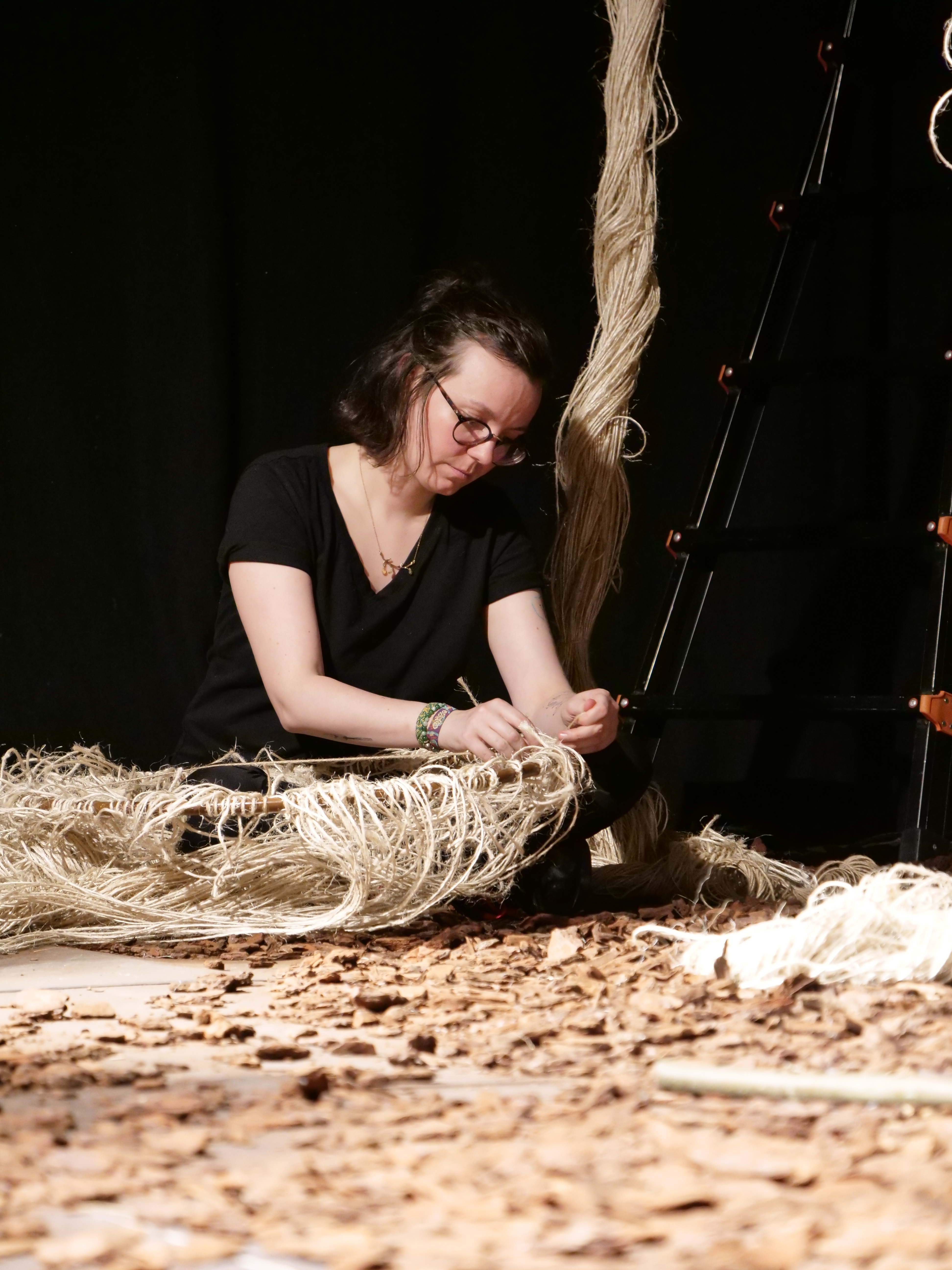 Marine Henry réalise la scénographie de la pièce de théâtre nos vies seront heureuses au Luxembourg